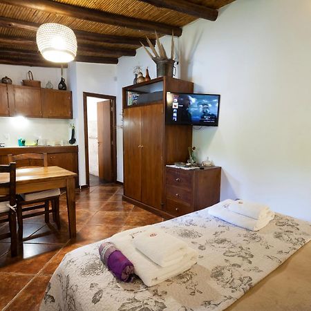 Posada De Rosas ميندوزا المظهر الخارجي الصورة
